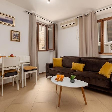 Apartment Amigo 2 Old Town Kotor Exterior photo